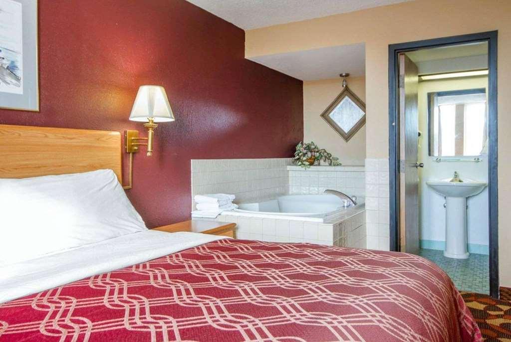 Hotel Wingate By Wyndham Sheboygan Facilidades foto