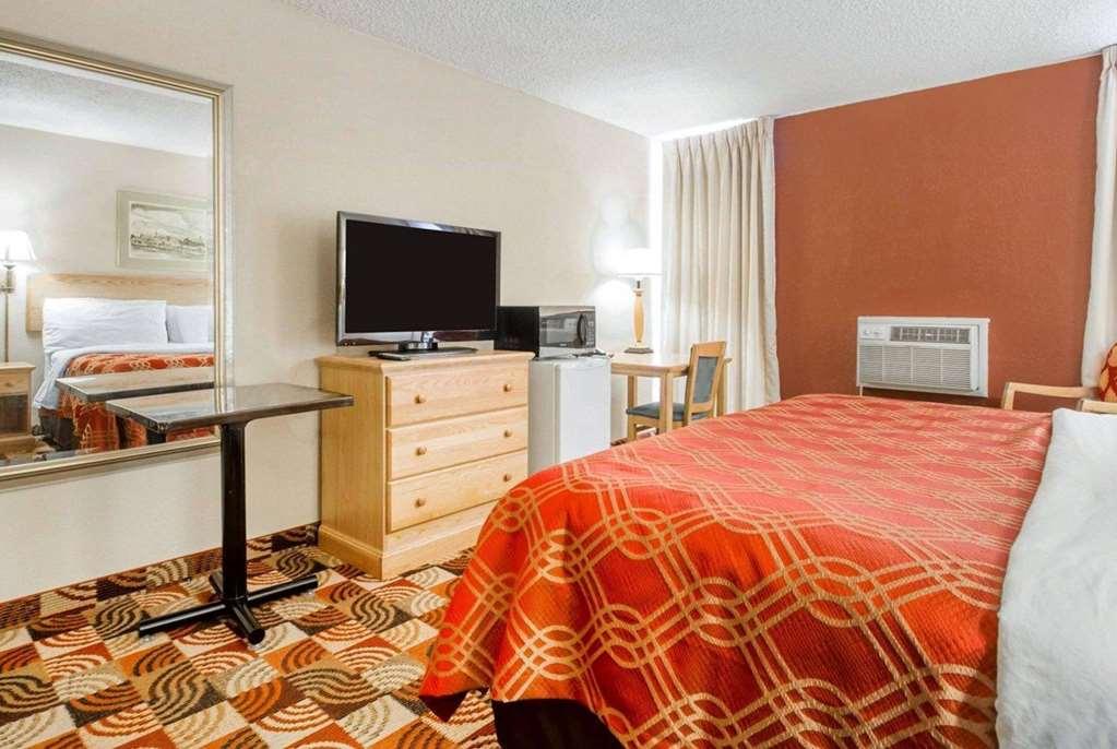 Hotel Wingate By Wyndham Sheboygan Facilidades foto
