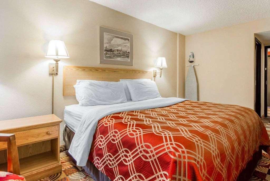 Hotel Wingate By Wyndham Sheboygan Facilidades foto