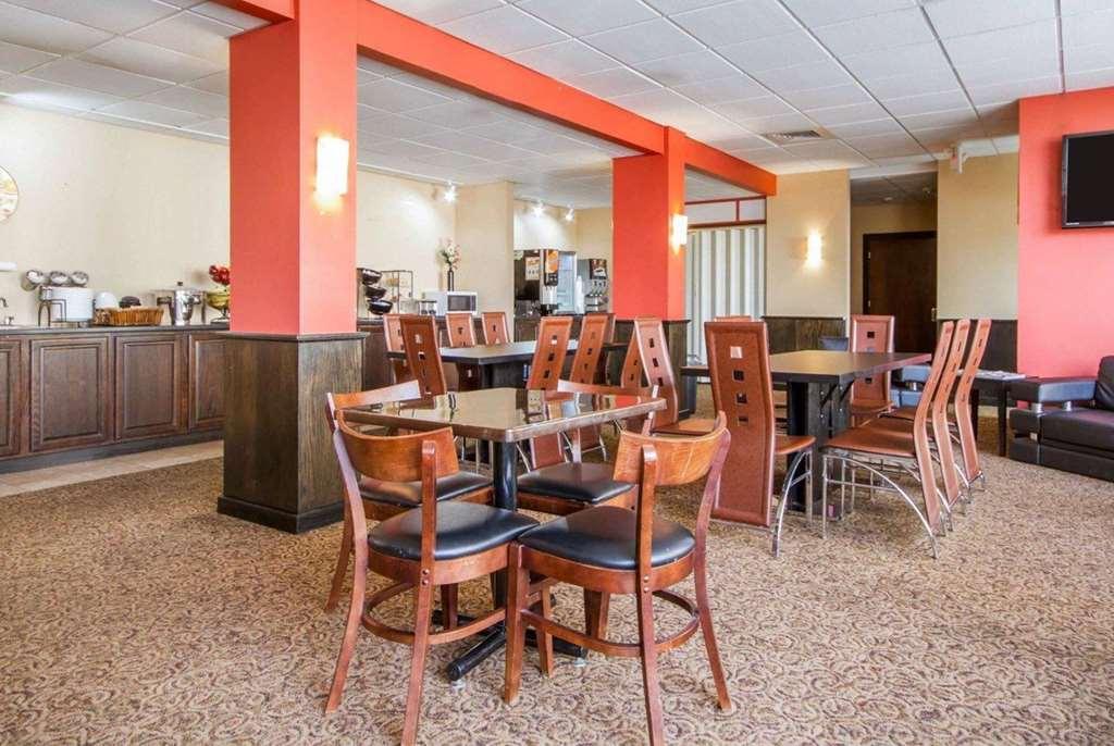 Hotel Wingate By Wyndham Sheboygan Facilidades foto