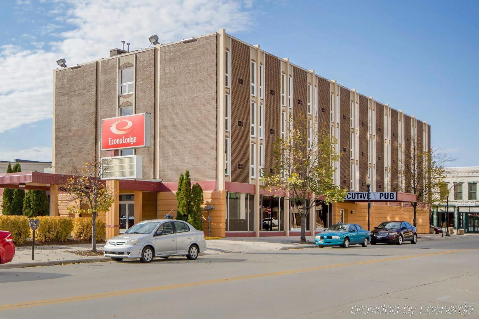 Hotel Wingate By Wyndham Sheboygan Exterior foto